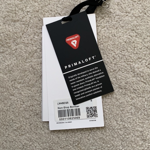 Lululemon reversible jacket - size 8 - Picture 10 of 11